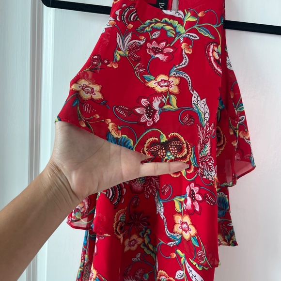 BCX Red Floral Layered Sleeveless Blouse – Size S - Picture 7 of 10